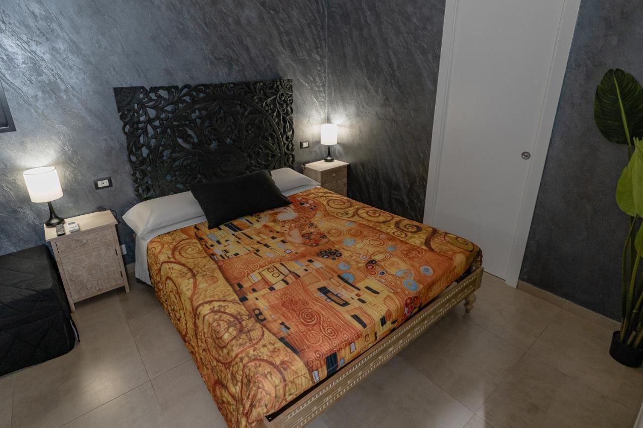 Le Boutique Luxury Rooms Diffused In Historic Center Fiumicino Eksteriør bilde
