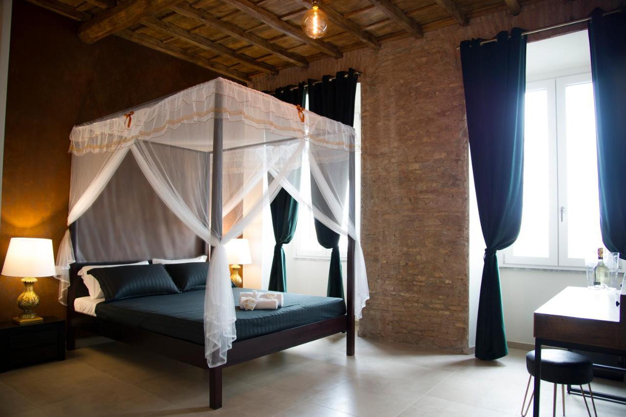 Le Boutique Luxury Rooms Diffused In Historic Center Fiumicino Eksteriør bilde