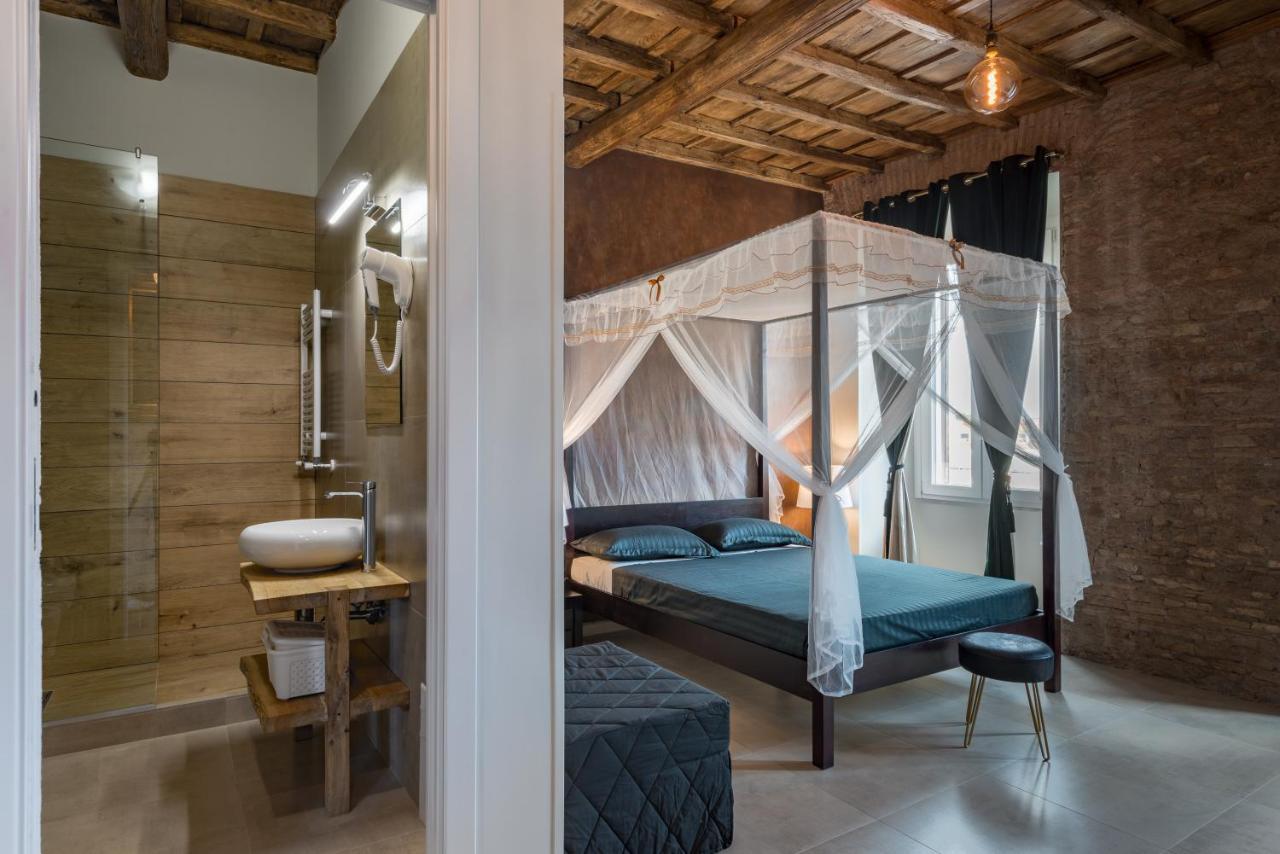 Le Boutique Luxury Rooms Diffused In Historic Center Fiumicino Eksteriør bilde